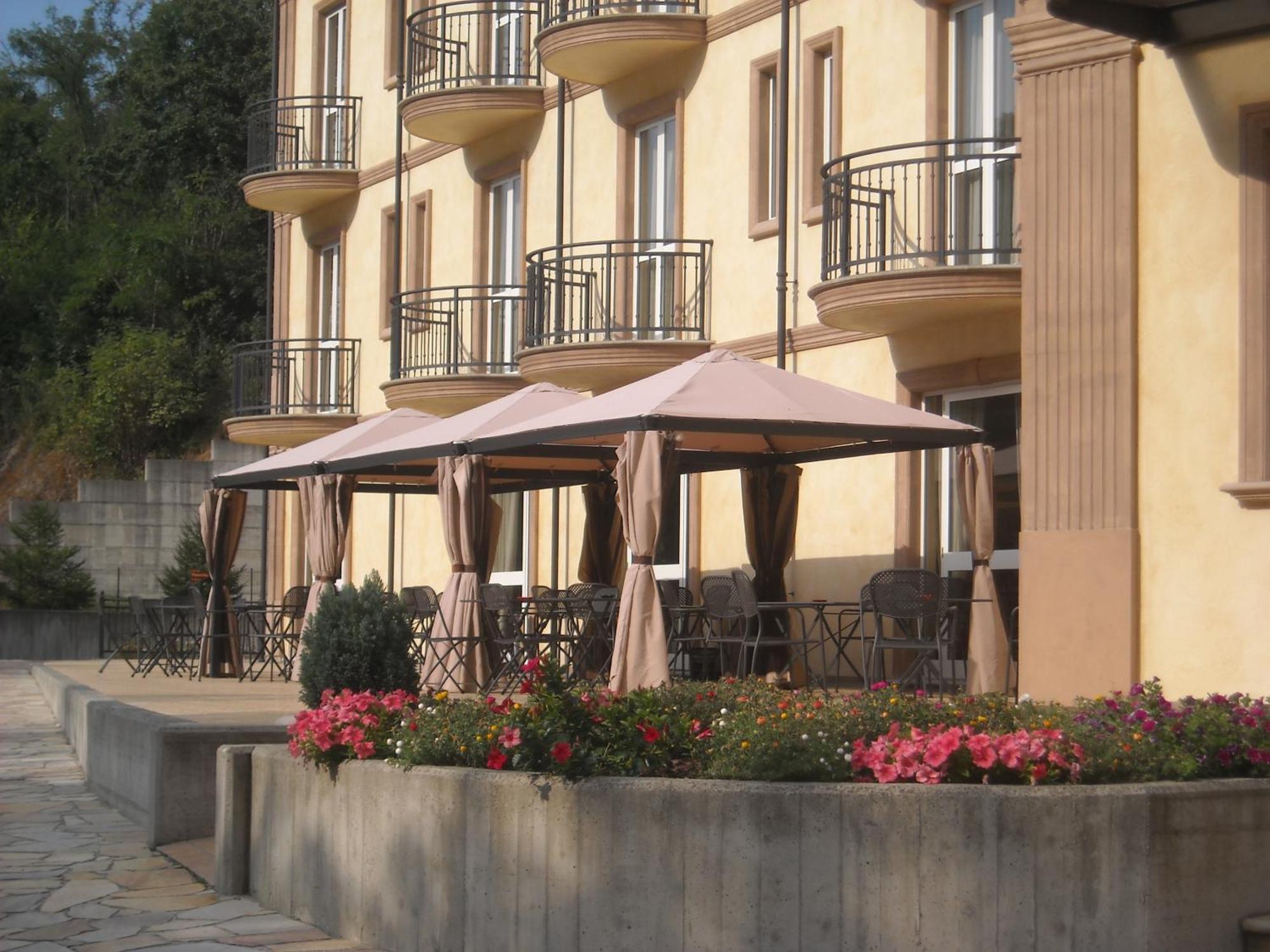 Hotel Valentino Acqui Terme Exterior foto